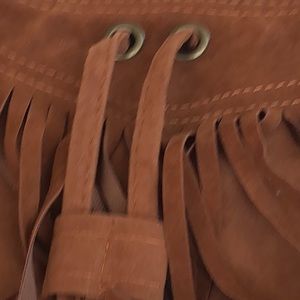 A purse suede,